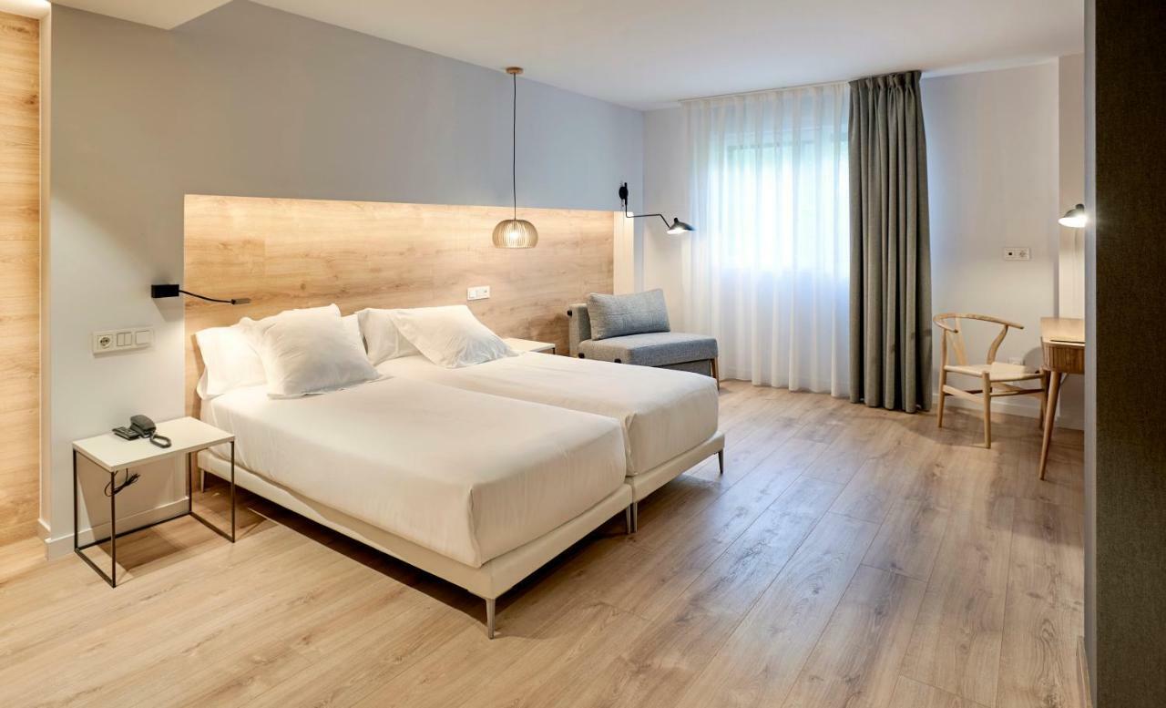 Hotel Bide Bide Tolosa Екстер'єр фото
